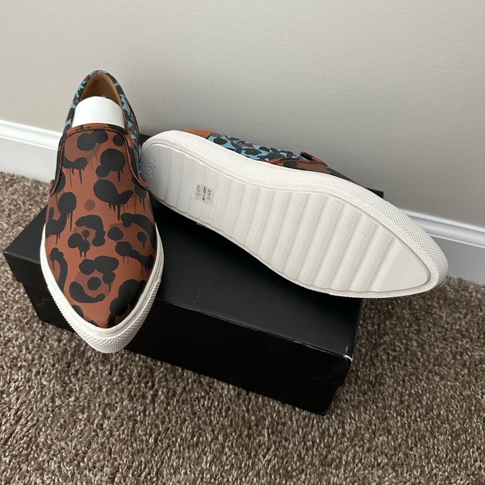 Coach Wild Beast Sneakers Nappa leather floral leopard print slip on 7 new